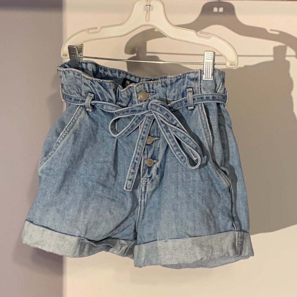 Hollister curvy ultra high mom short jean shorts